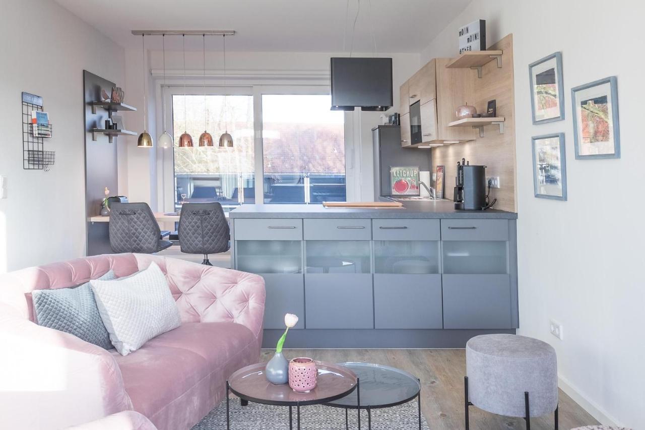 Penthouse Theo Apartment Husum  Bagian luar foto