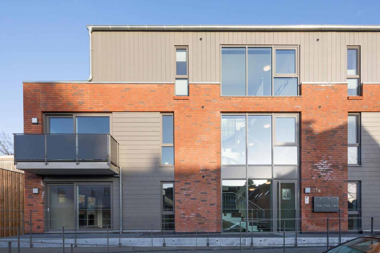 Penthouse Theo Apartment Husum  Bagian luar foto